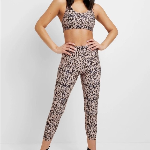 All Fenix Cheetah Sand 7/8 Leggings - Picture 4 of 4